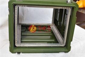 <

{$item[title]}>